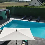 בית נופש Grande Maison De Touraine Avec Piscine Chauffee *
