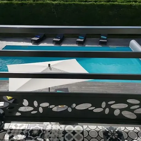 Grande Maison De Touraine Avec Piscine Chauffee *