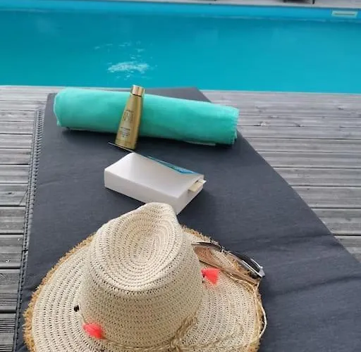 Grande Maison De Touraine Avec Piscine Chauffee * Parcay-les-Pins